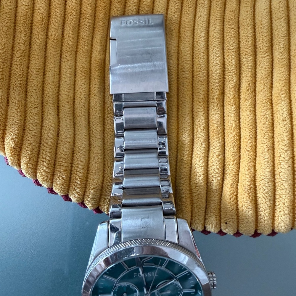 Fossil Silver Watch with Teal Dial - Picture 4 of 5